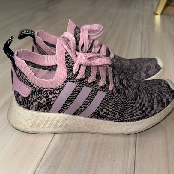Adidas Boost Pink & Black (W 9) - Picture 2 of 6